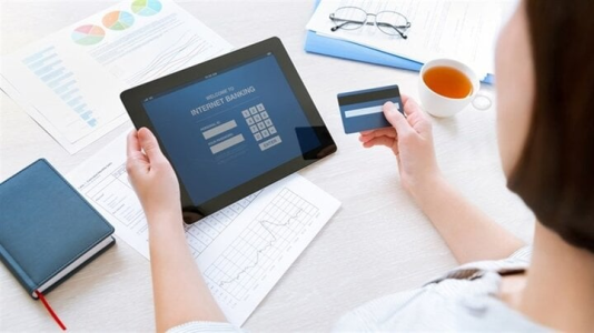 Cách làm thẻ ngân hàng online tại nhà nhanh nhất 2025 