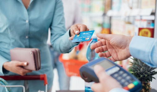 Thẻ tín dụng nội địa là gì? Có bị hạn chế thanh toán không? 