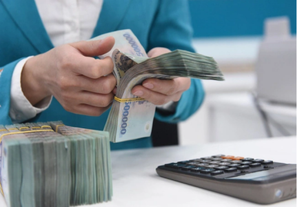 Giảm lãi suất điều hành là gì? Vì sao ngân hàng lại giảm? 